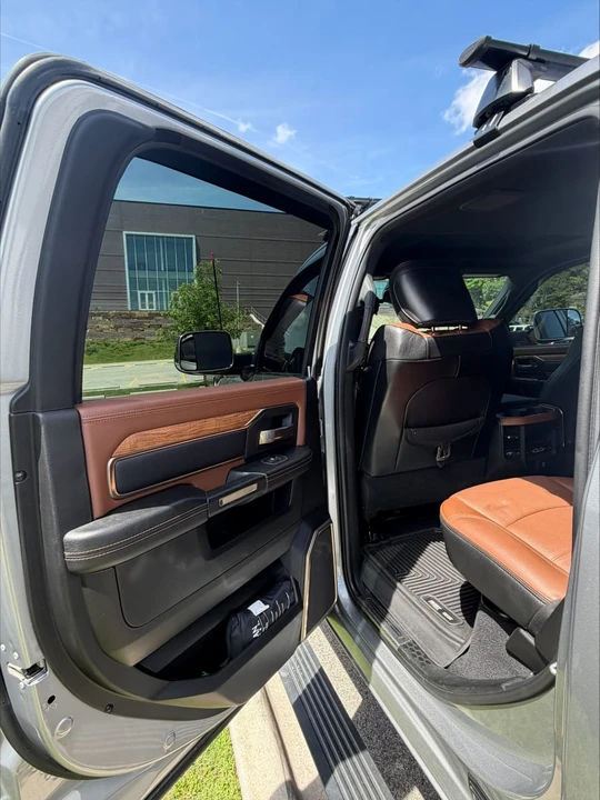 2020 Ram 2500 - Image 17 of 29