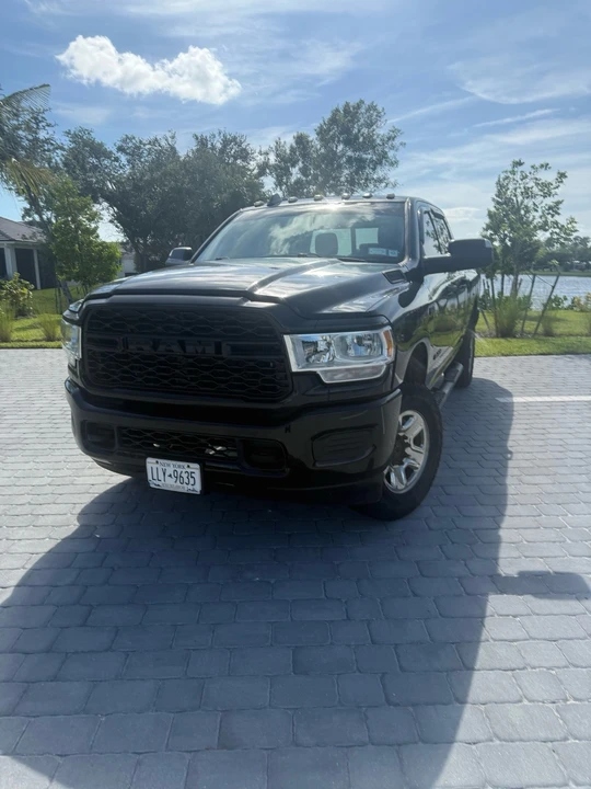 2020 Ram 2500 - Image 2 of 16