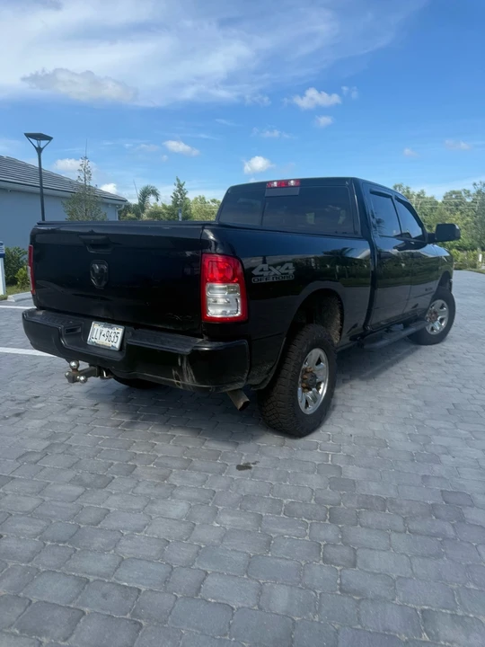 2020 Ram 2500 - Image 3 of 16