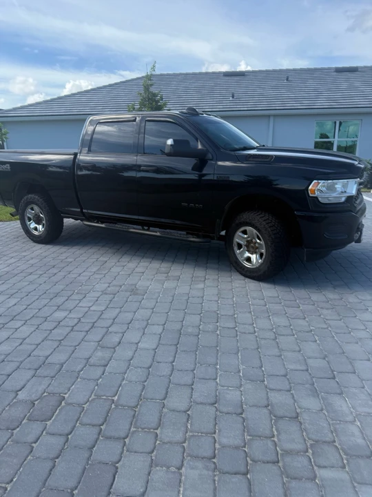 2020 Ram 2500 - Image 5 of 16