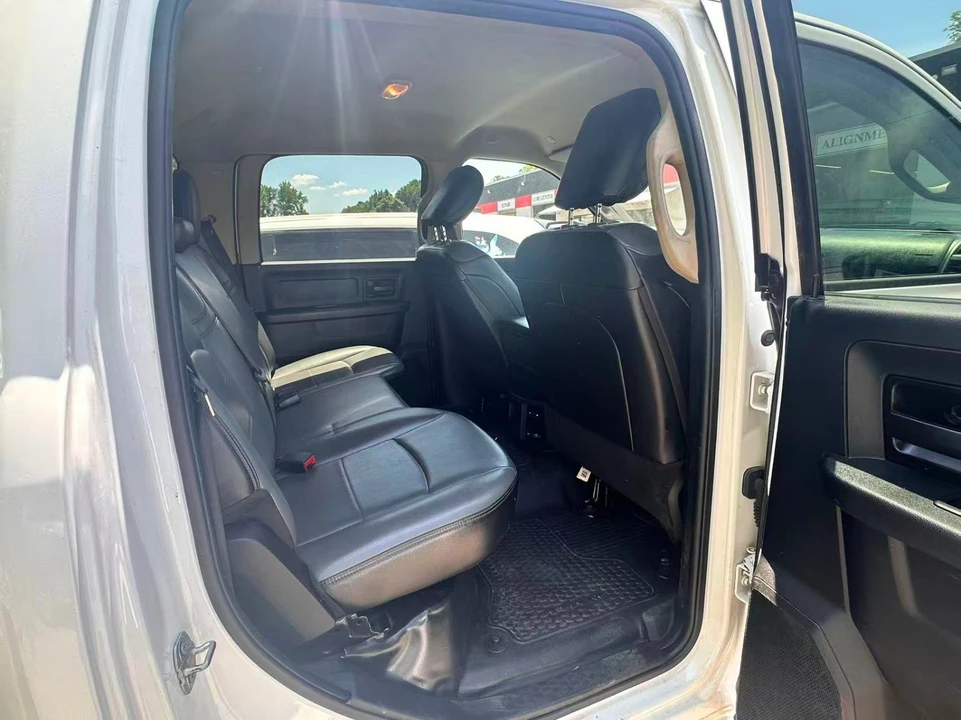 2020 Ram 2500 - Image 6 of 11