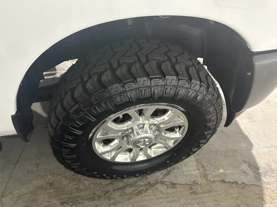2020 Ram 2500 - Image 8 of 21