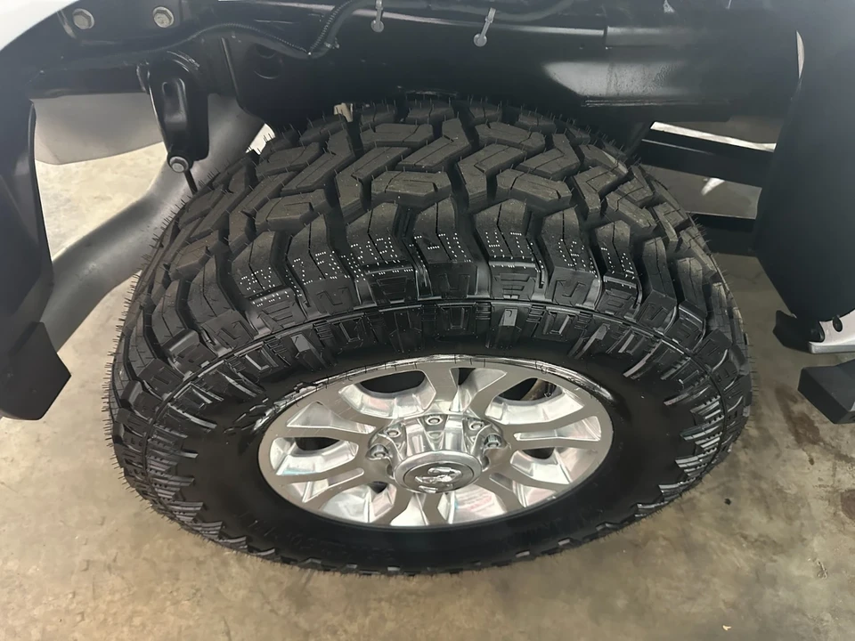 2020 Ram 2500 - Image 7 of 21
