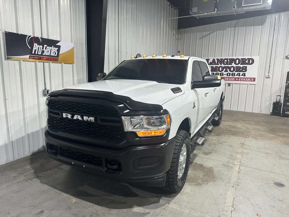 2020 Ram 2500 - Image 2 of 21