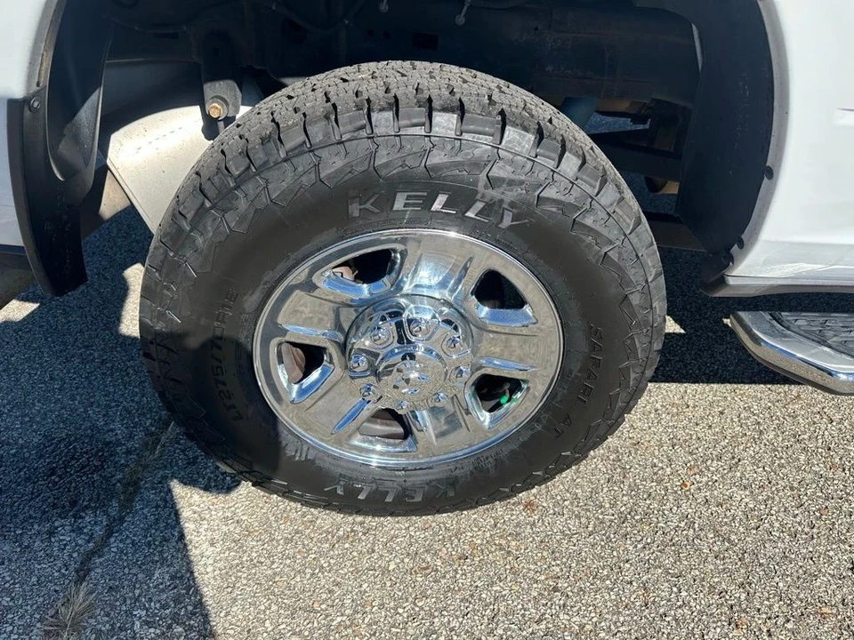 2020 Ram 2500 - Image 9 of 12