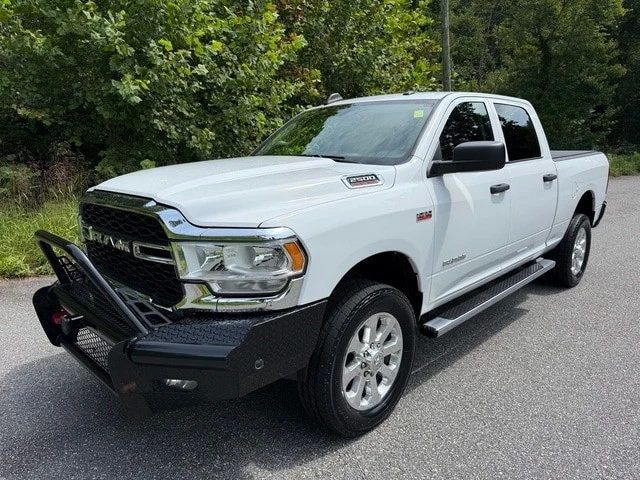 2020 Ram 2500 - Image 2 of 28