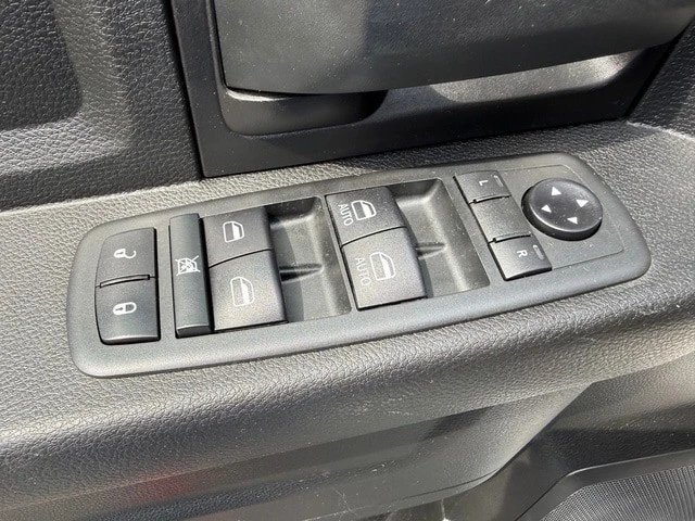 2020 Ram 2500 - Image 13 of 28