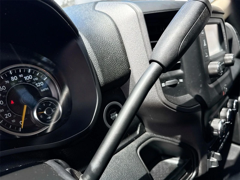 2020 Ram 2500 - Image 13 of 31