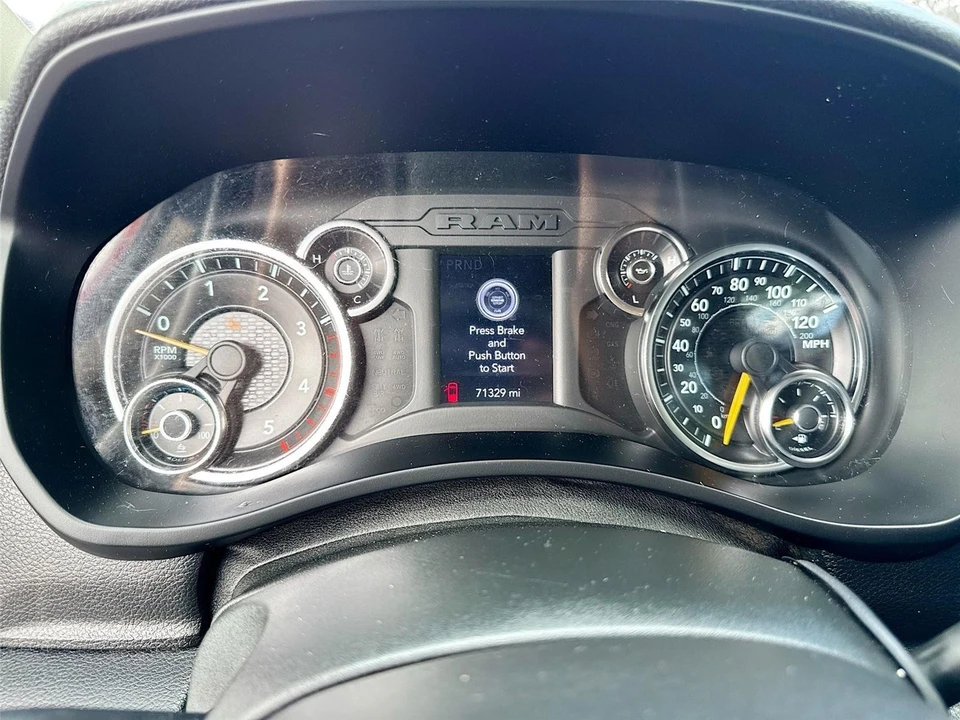 2020 Ram 2500 - Image 4 of 31