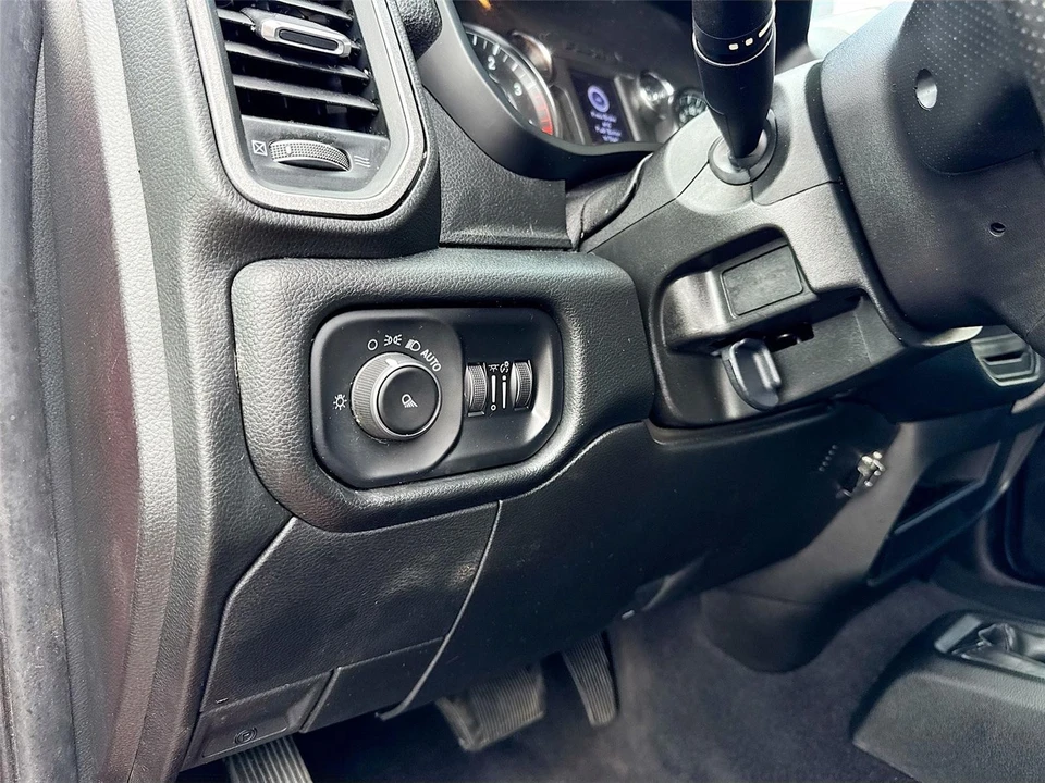 2020 Ram 2500 - Image 7 of 31