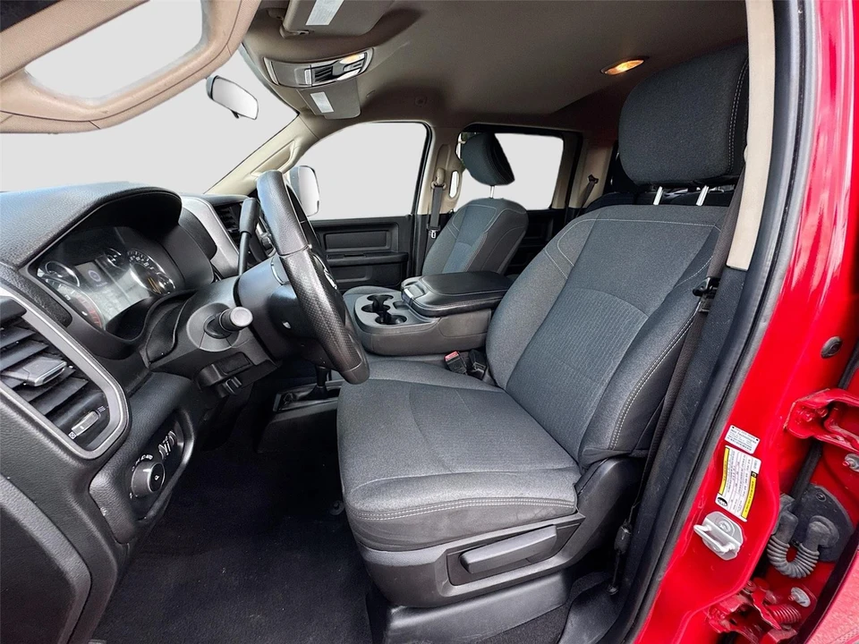2020 Ram 2500 - Image 2 of 31