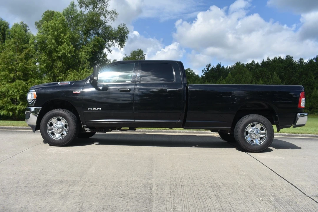 2020 Ram 2500 - Image 3 of 20