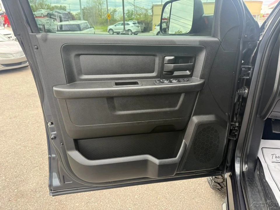 2020 Ram 2500 - Image 19 of 24