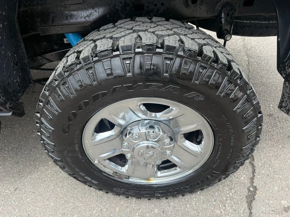 2020 Ram 2500 - Image 10 of 24