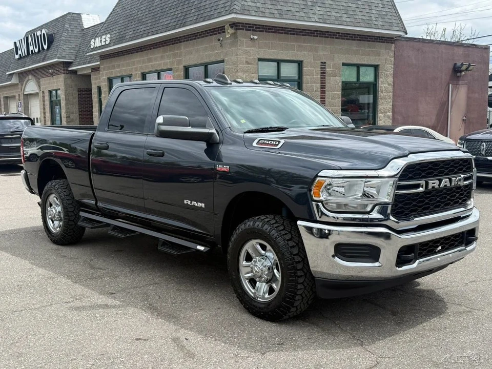 2020 Ram 2500 - Image 3 of 24
