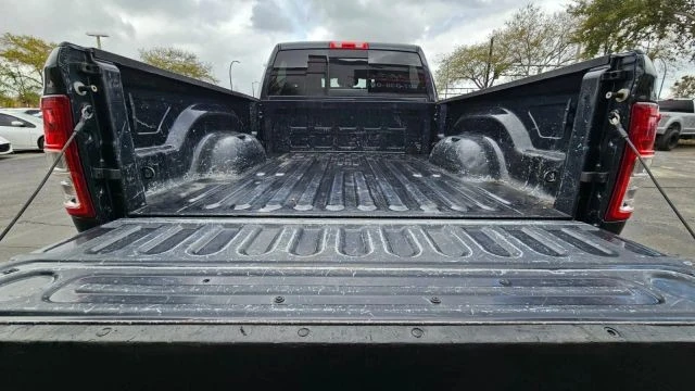 2020 Ram 2500 - Image 7 of 21