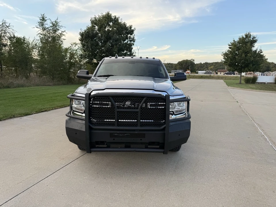 2020 Ram 3500 - Image 8 of 19