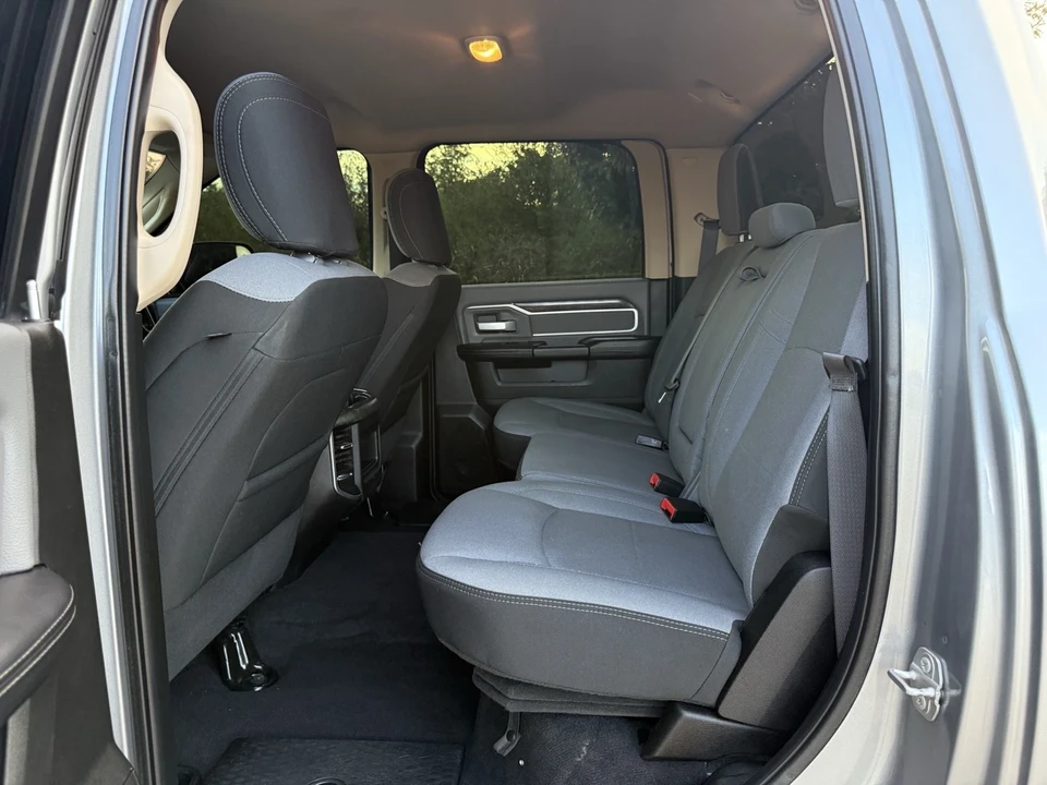 2020 Ram 3500 - Image 11 of 19