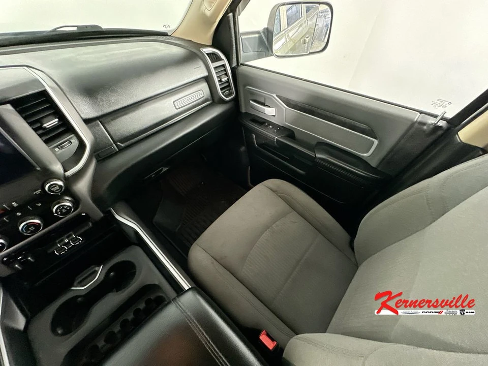 2020 Ram 3500 - Image 11 of 24