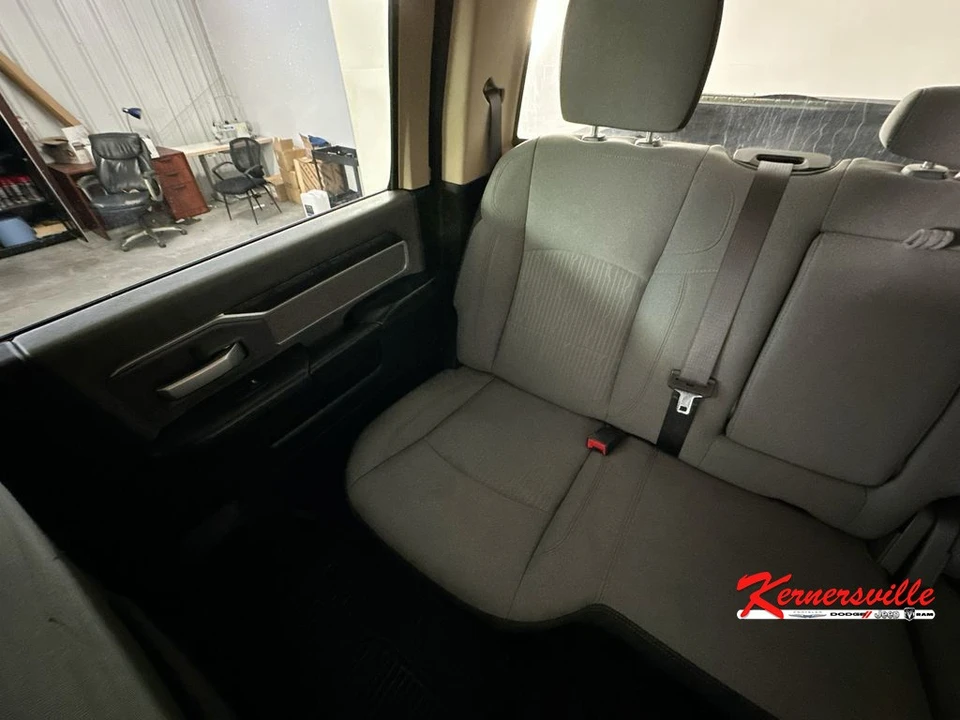 2020 Ram 3500 - Image 12 of 24