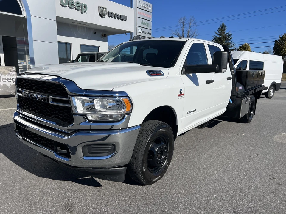 2020 Ram 3500 - Image 6 of 12