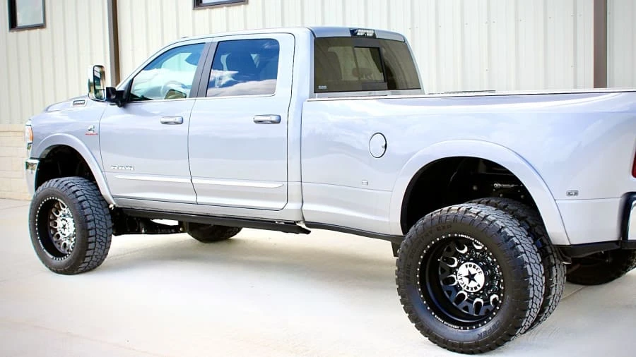 2020 Ram 3500 - Image 8 of 18