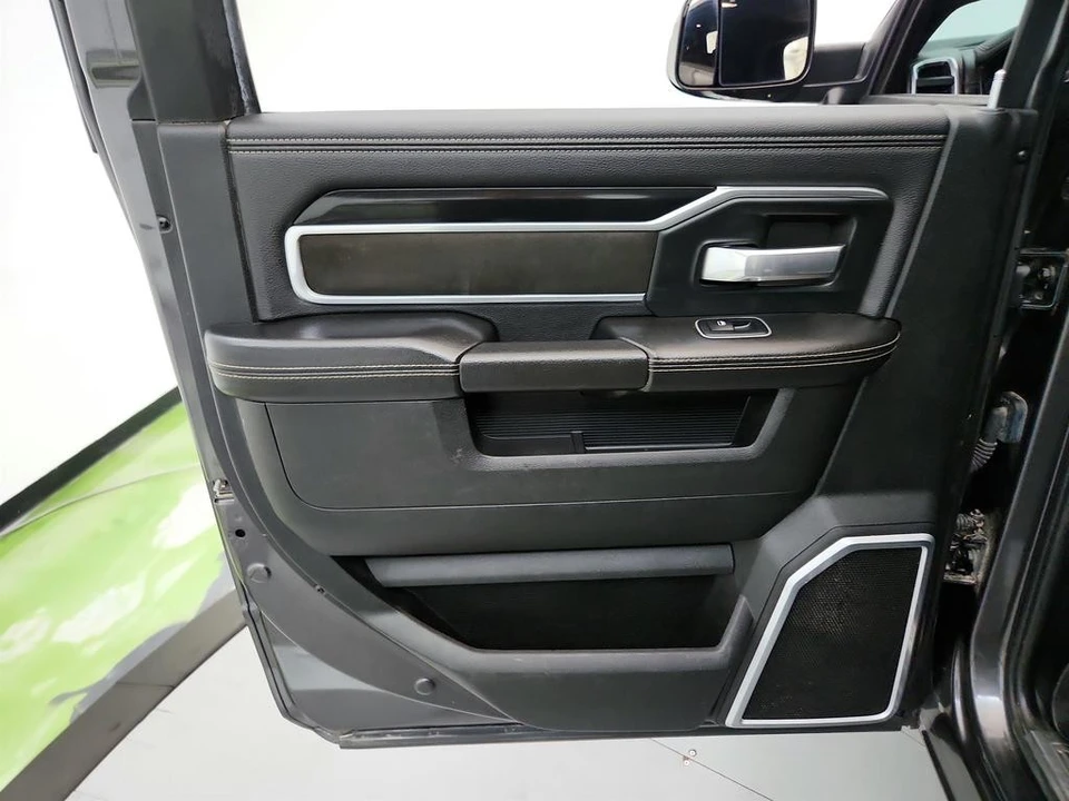 2020 Ram - Image 24 of 31