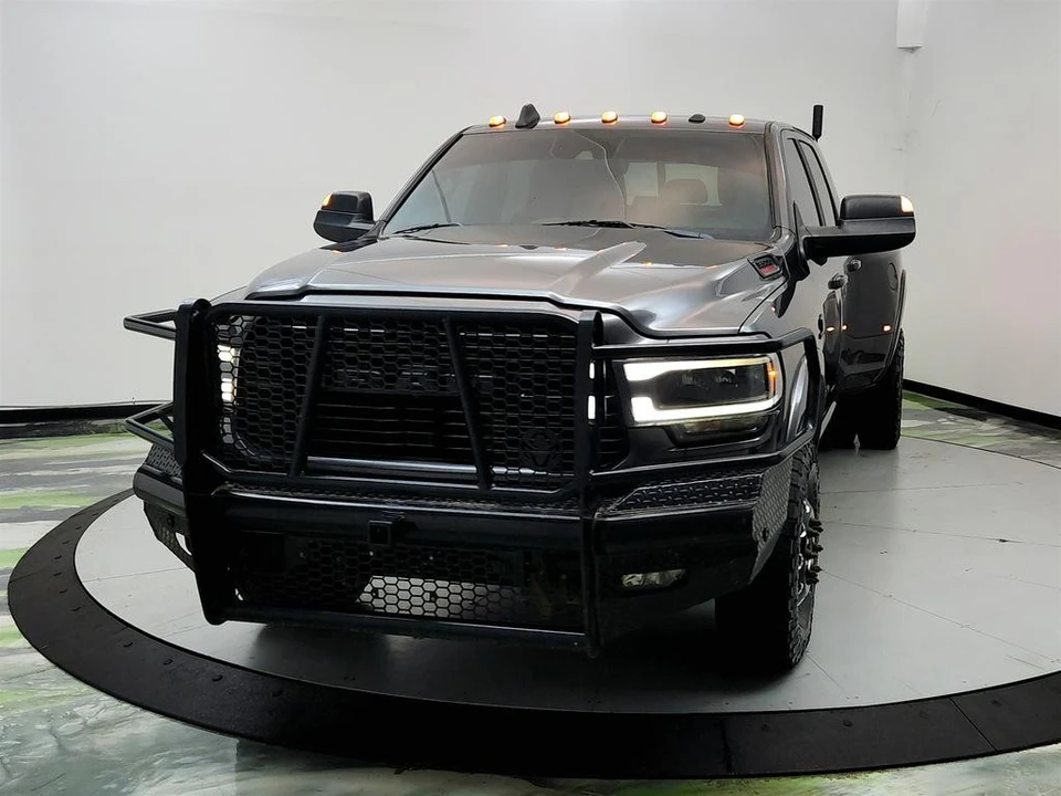 2020 Ram 3500 - Image 2 of 31