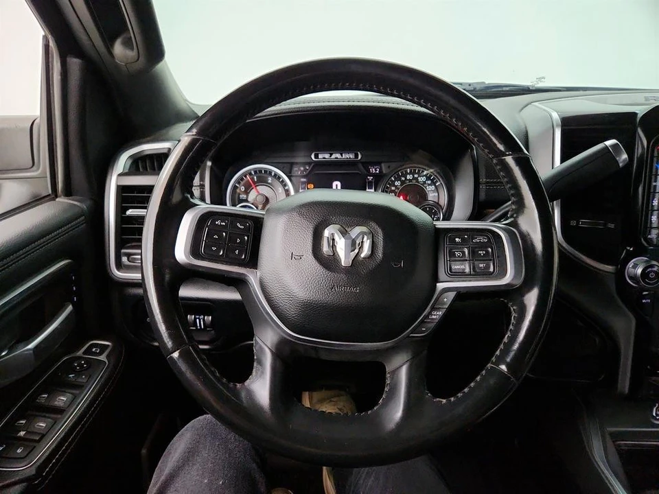 2020 Ram 3500 - Image 16 of 31