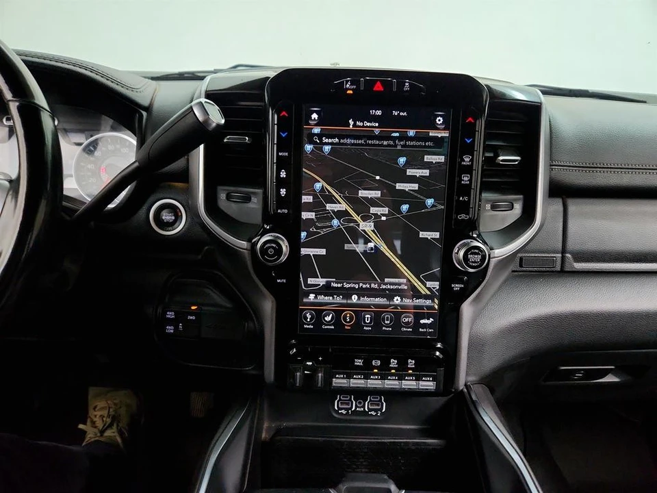 2020 Ram 3500 - Image 19 of 31