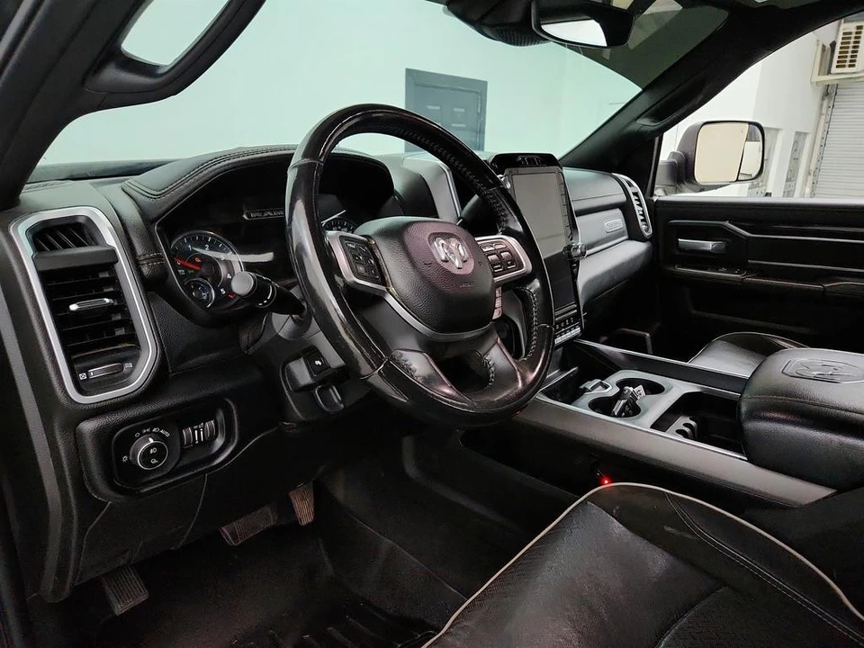 2020 Ram 3500 - Image 13 of 31