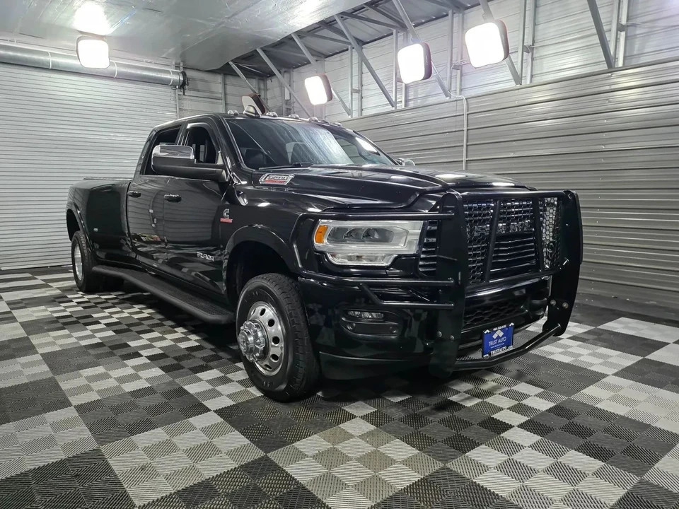 2020 Ram 3500 - Image 4 of 12