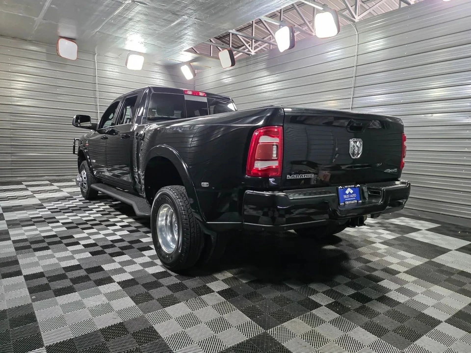 2020 Ram 3500 - Image 6 of 12