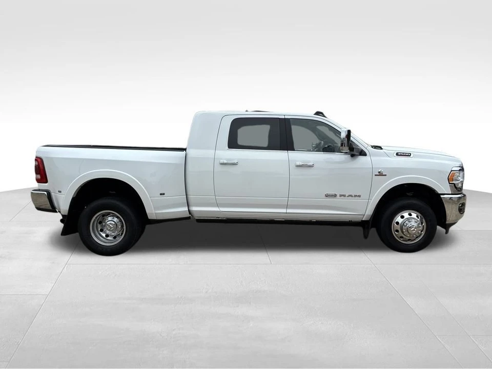2020 Ram 3500 - Image 7 of 12