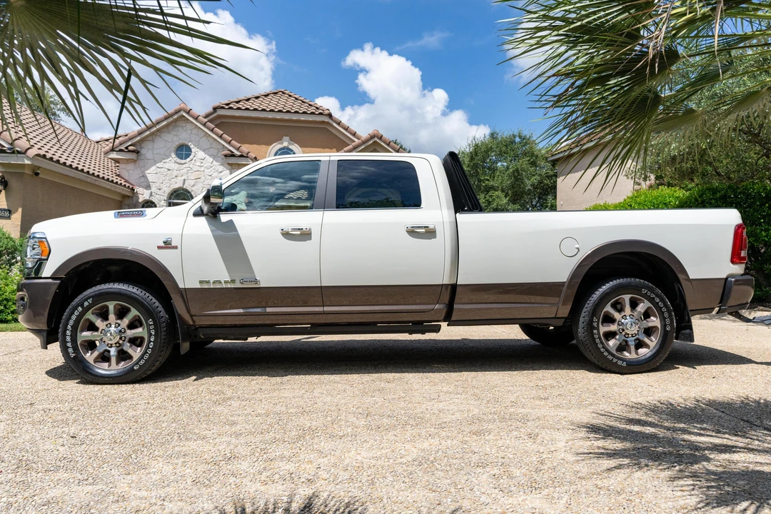 2020 Ram 3500 - Image 3 of 5