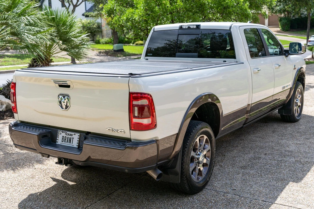 2020 Ram 3500 - Image 4 of 5