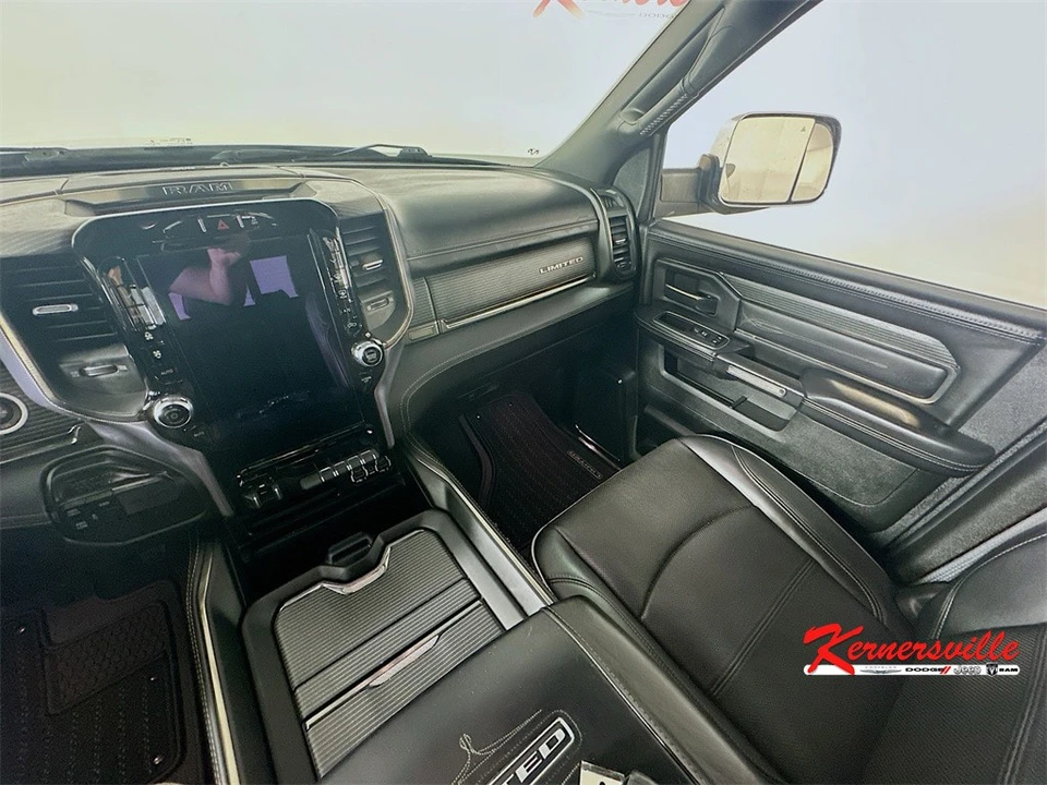 2020 Ram 3500 - Image 11 of 21