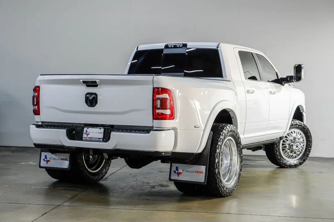 2020 Ram 3500 - Image 11 of 12