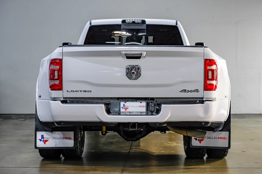 2020 Ram 3500 - Image 15 of 31