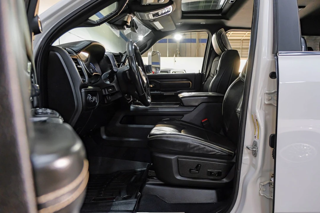 2020 Ram 3500 - Image 4 of 12