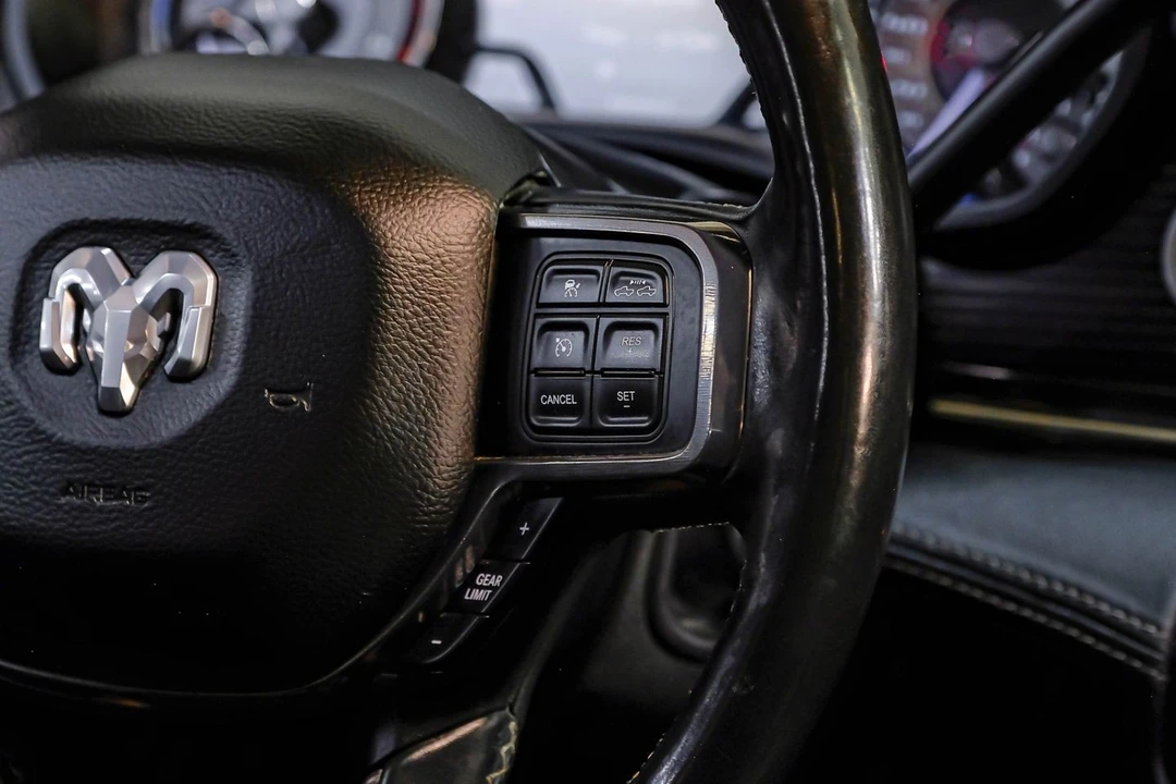 2020 Ram 3500 - Image 25 of 31