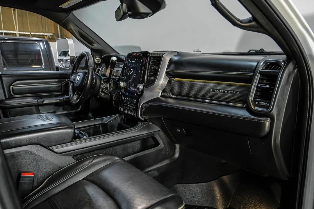 2020 Ram 3500 - Image 19 of 21