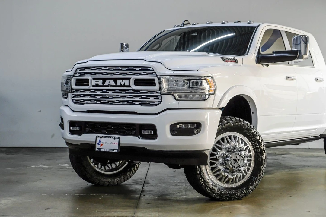 2020 Ram 3500 - Image 8 of 12