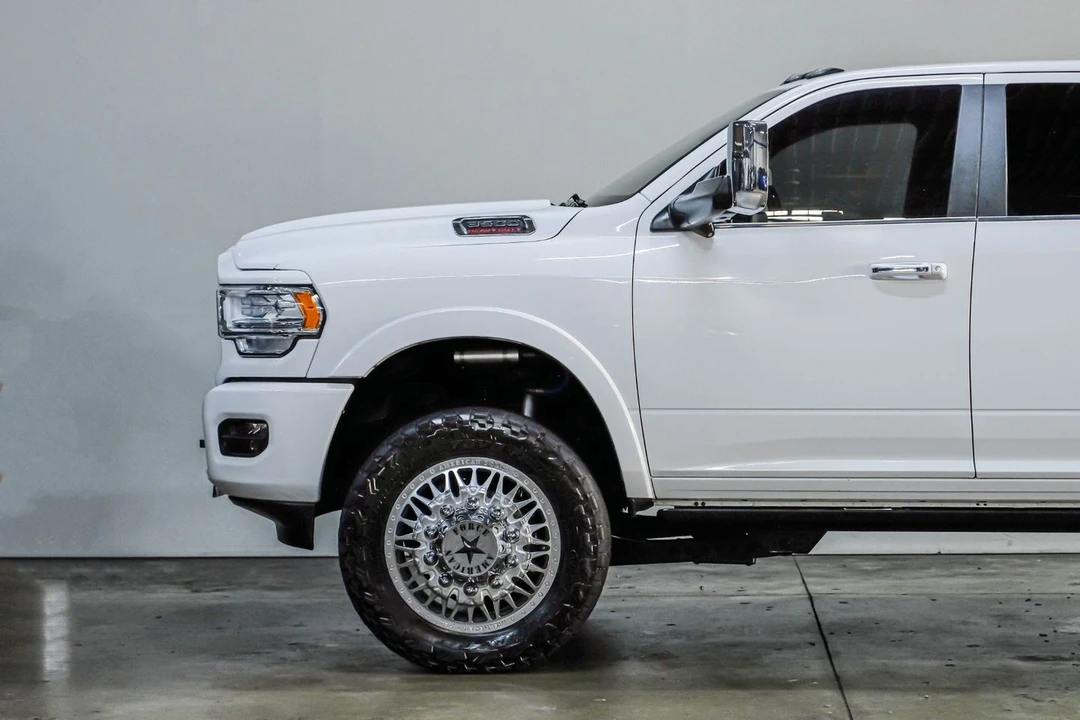 2020 Ram 3500 - Image 17 of 21