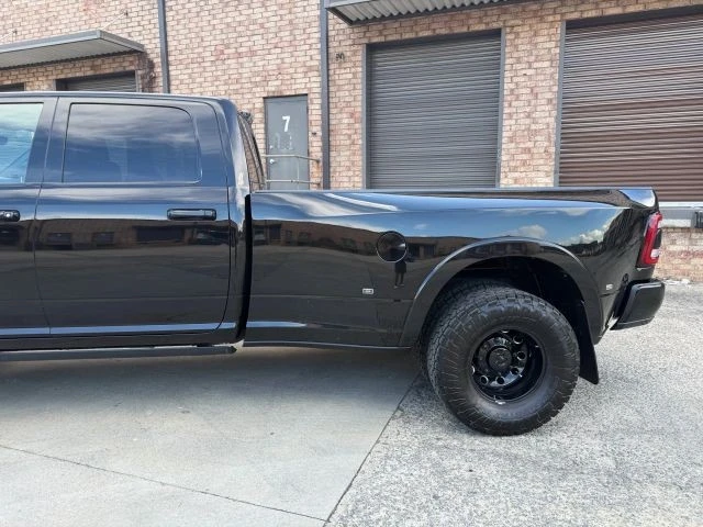 2020 Ram 3500 - Image 7 of 21