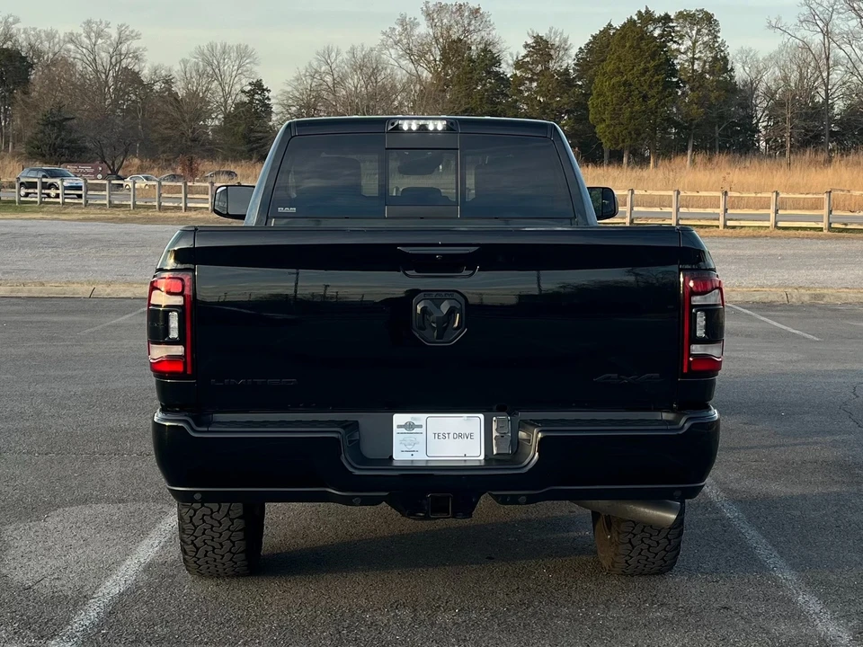 2020 Ram 3500 - Image 5 of 12