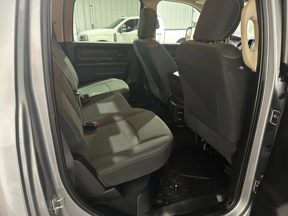 2020 Ram 3500 - Image 9 of 21