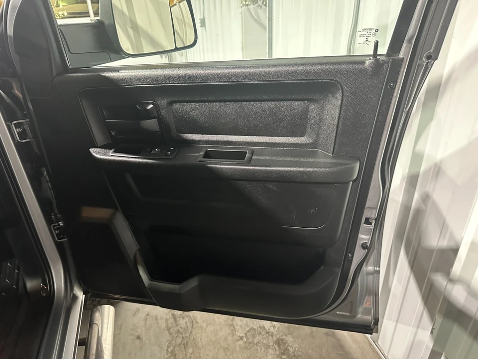2020 Ram 3500 - Image 11 of 21