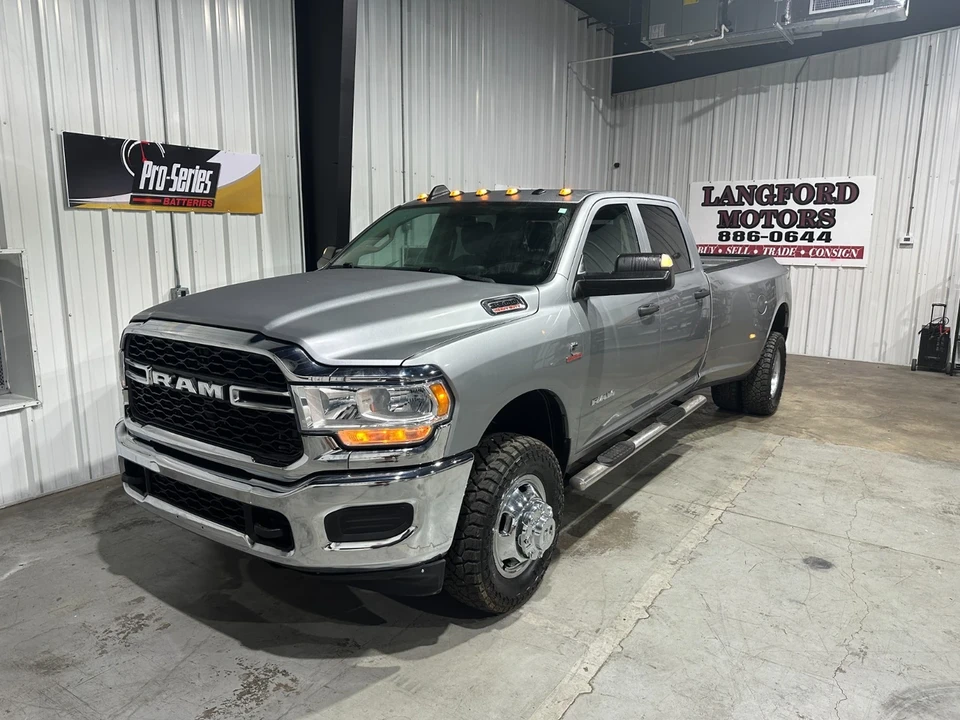 2020 Ram 3500 - Image 2 of 21