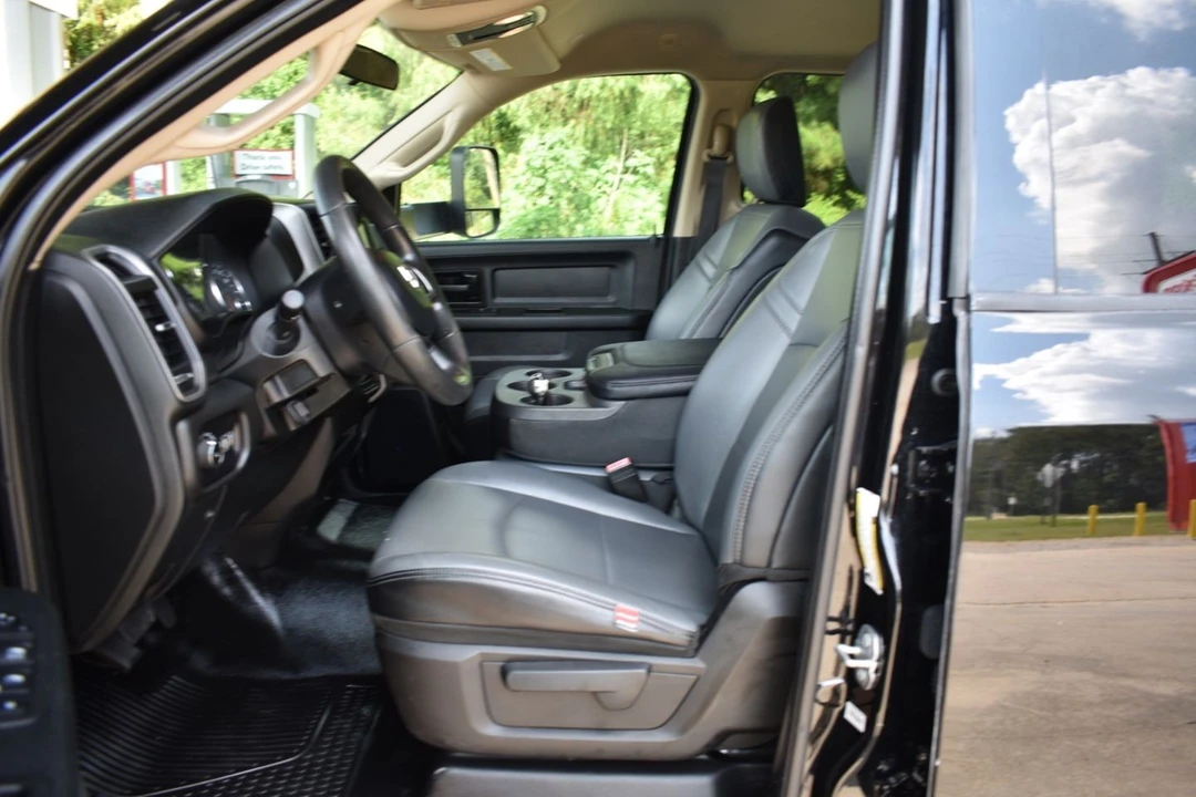 2020 Ram 3500 - Image 10 of 22